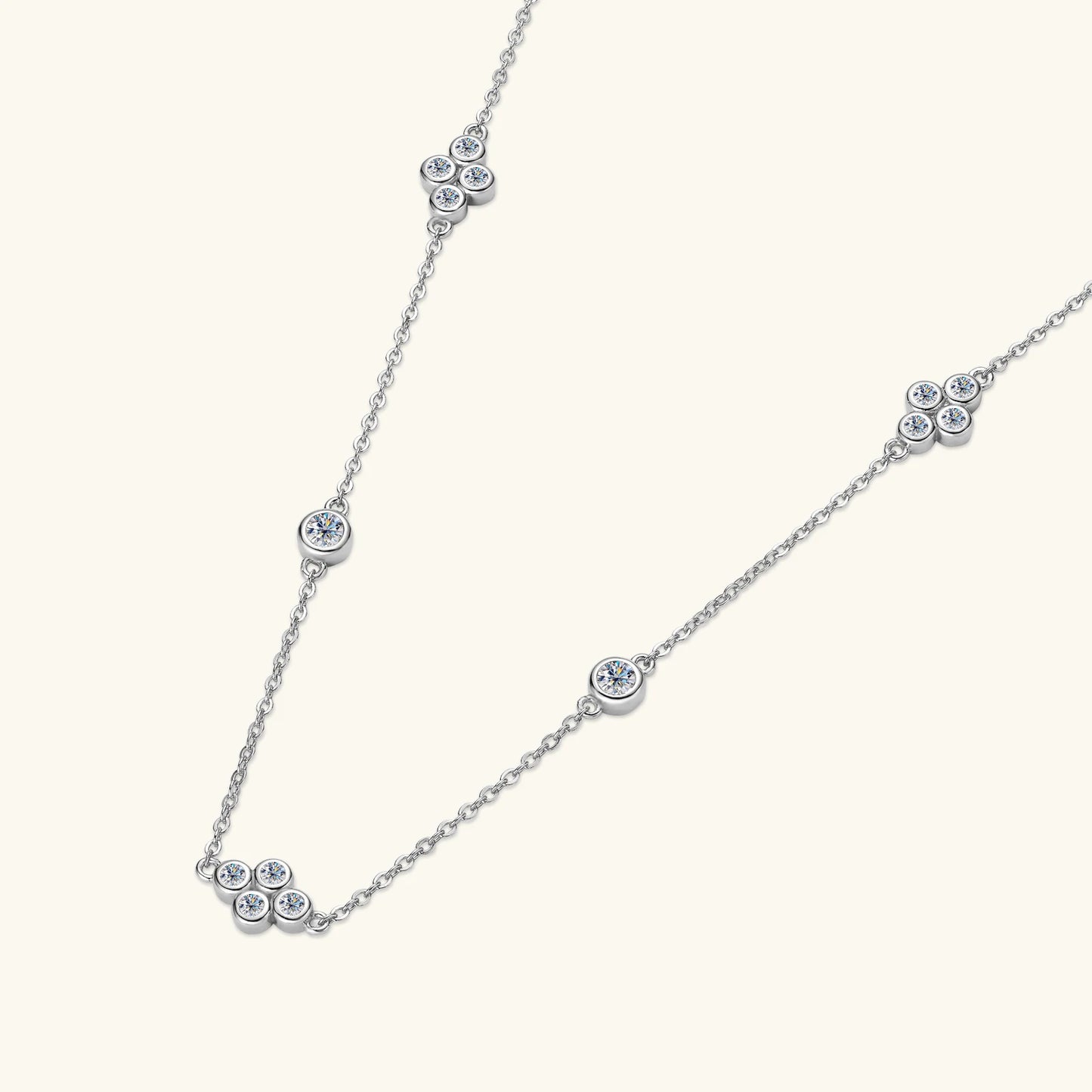 Clover – Kleeblatt-Moissanit-Halskette aus 925er Silber