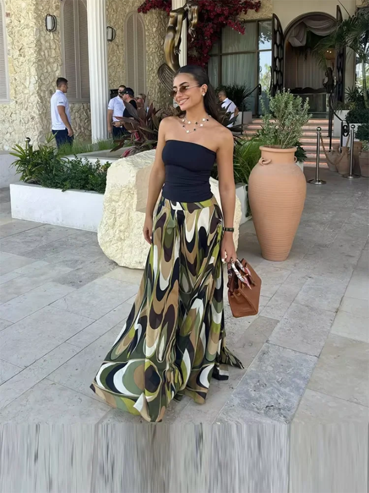 Vera - Falda Larga Swing Estampado Geométrico Vintage
